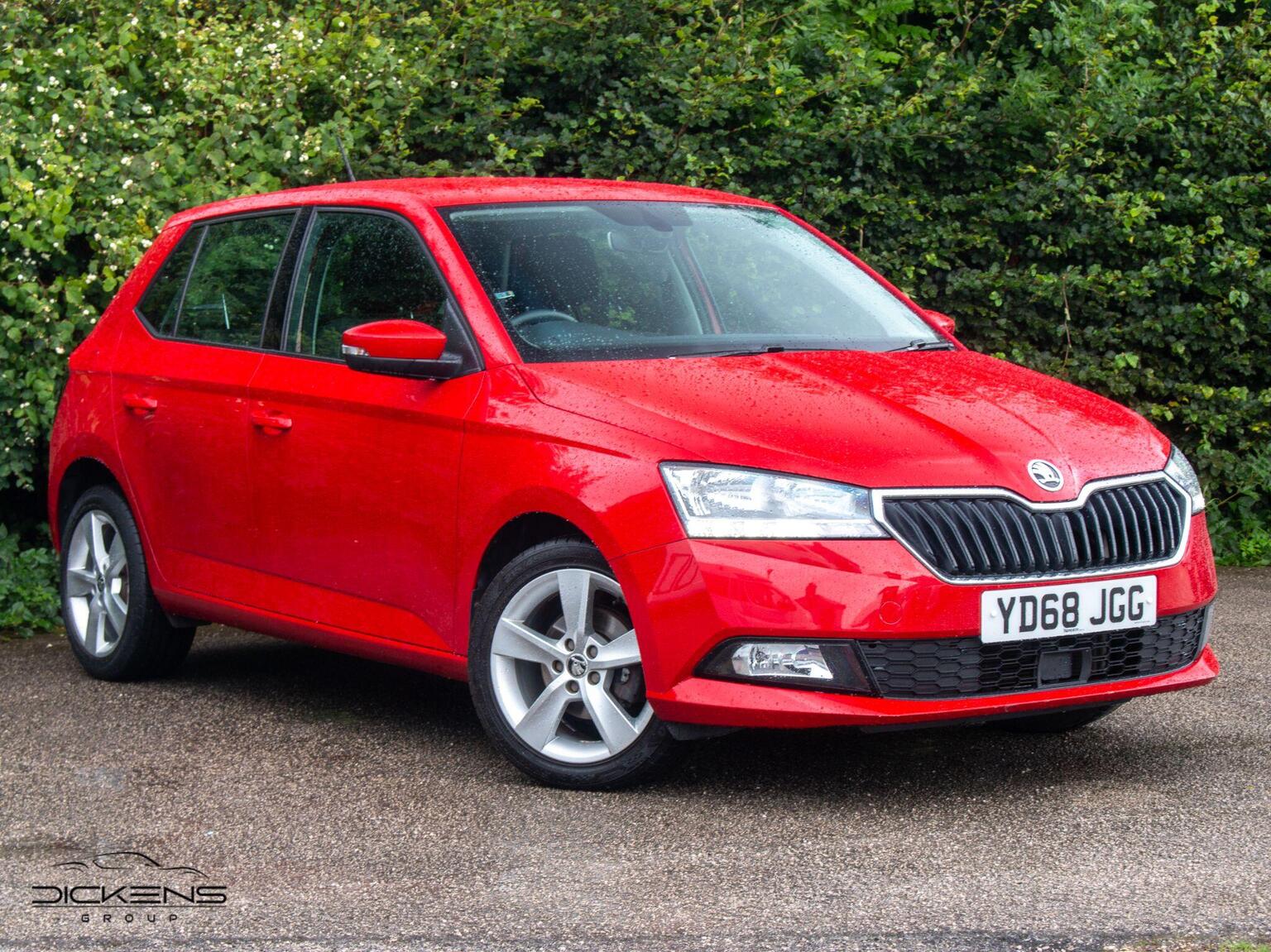 Skoda Fabia - image 1 of 28