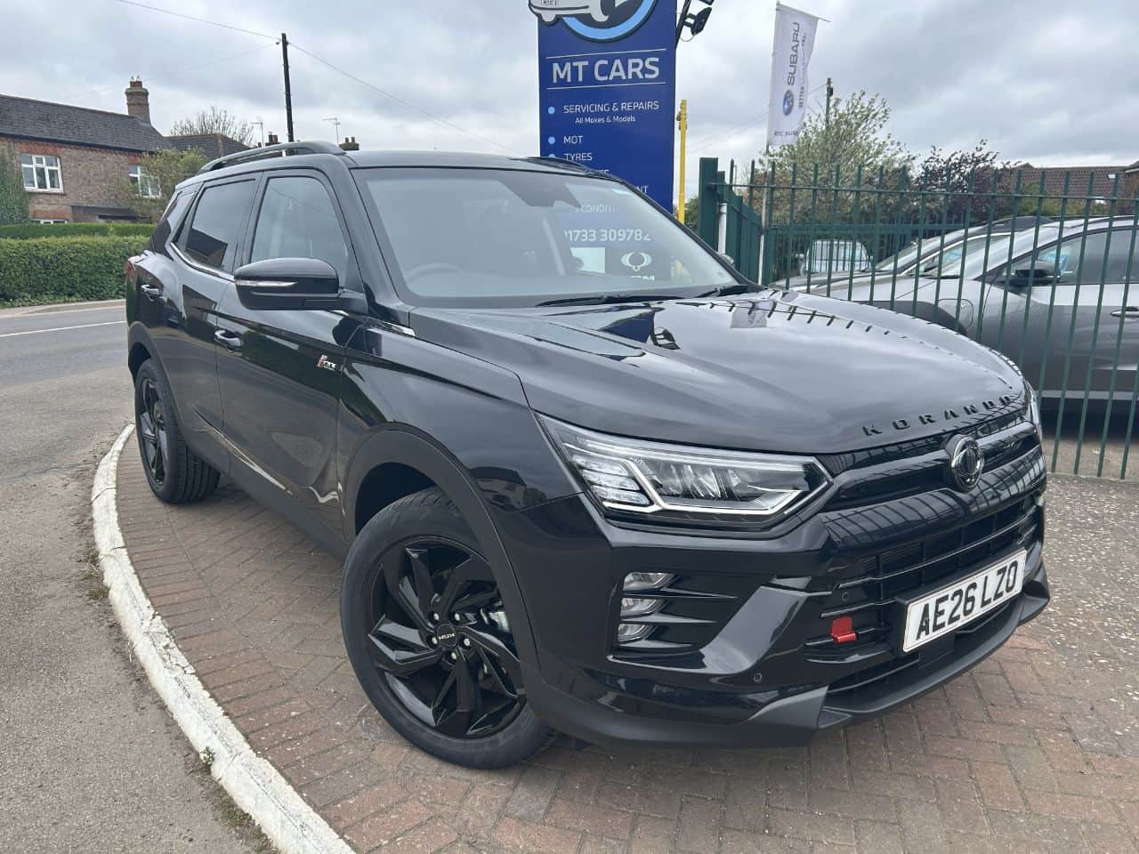 KGM Korando - image 1 of 38