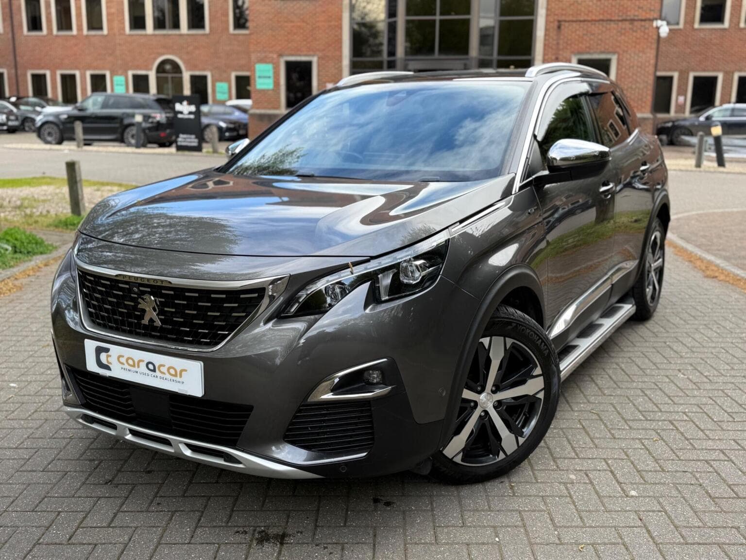 Peugeot 3008 - image 1 of 68