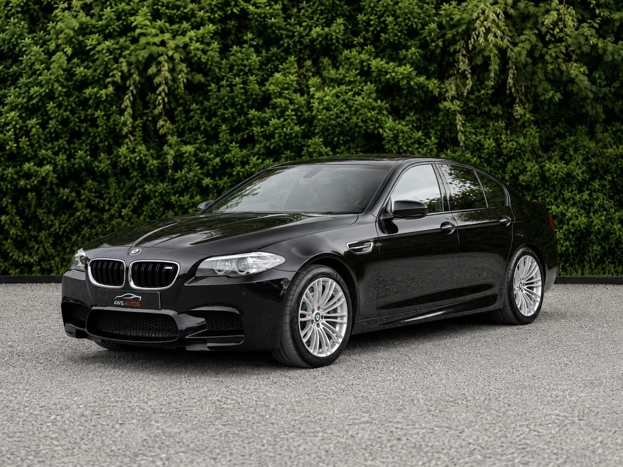 BMW M5 - image 1 of 84