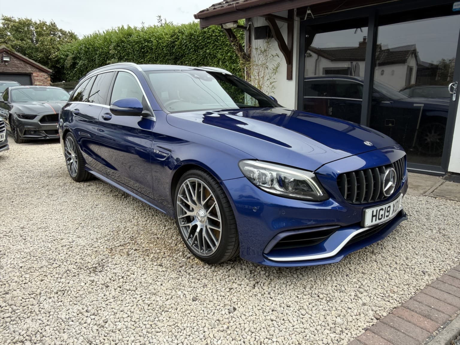 Mercedes-Benz C Class - image 1 of 44
