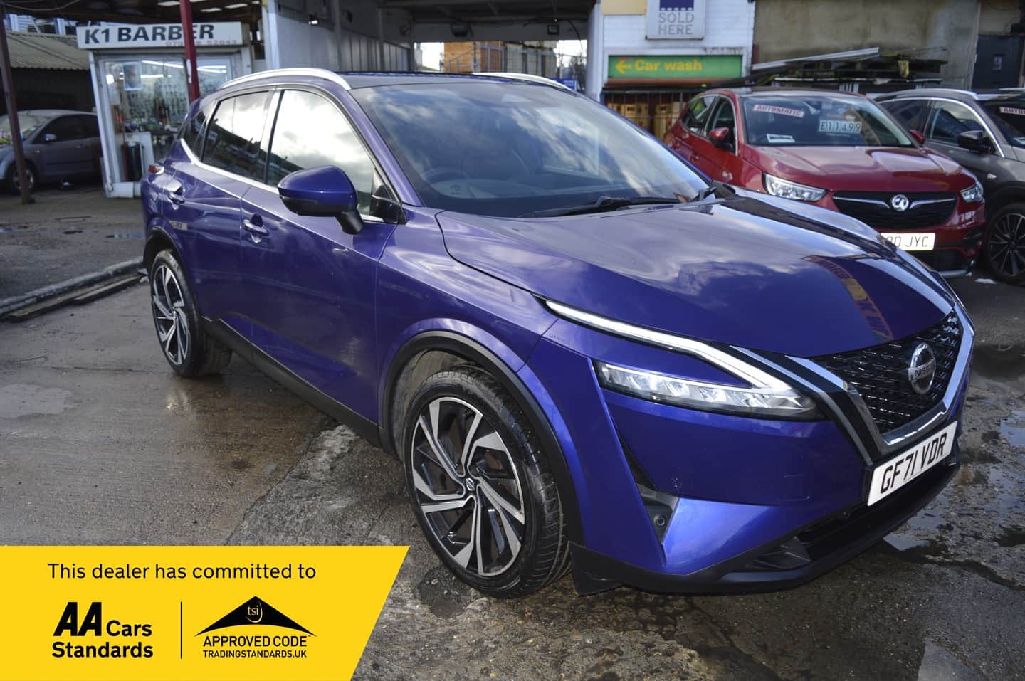 Nissan Qashqai - image 1 of 28
