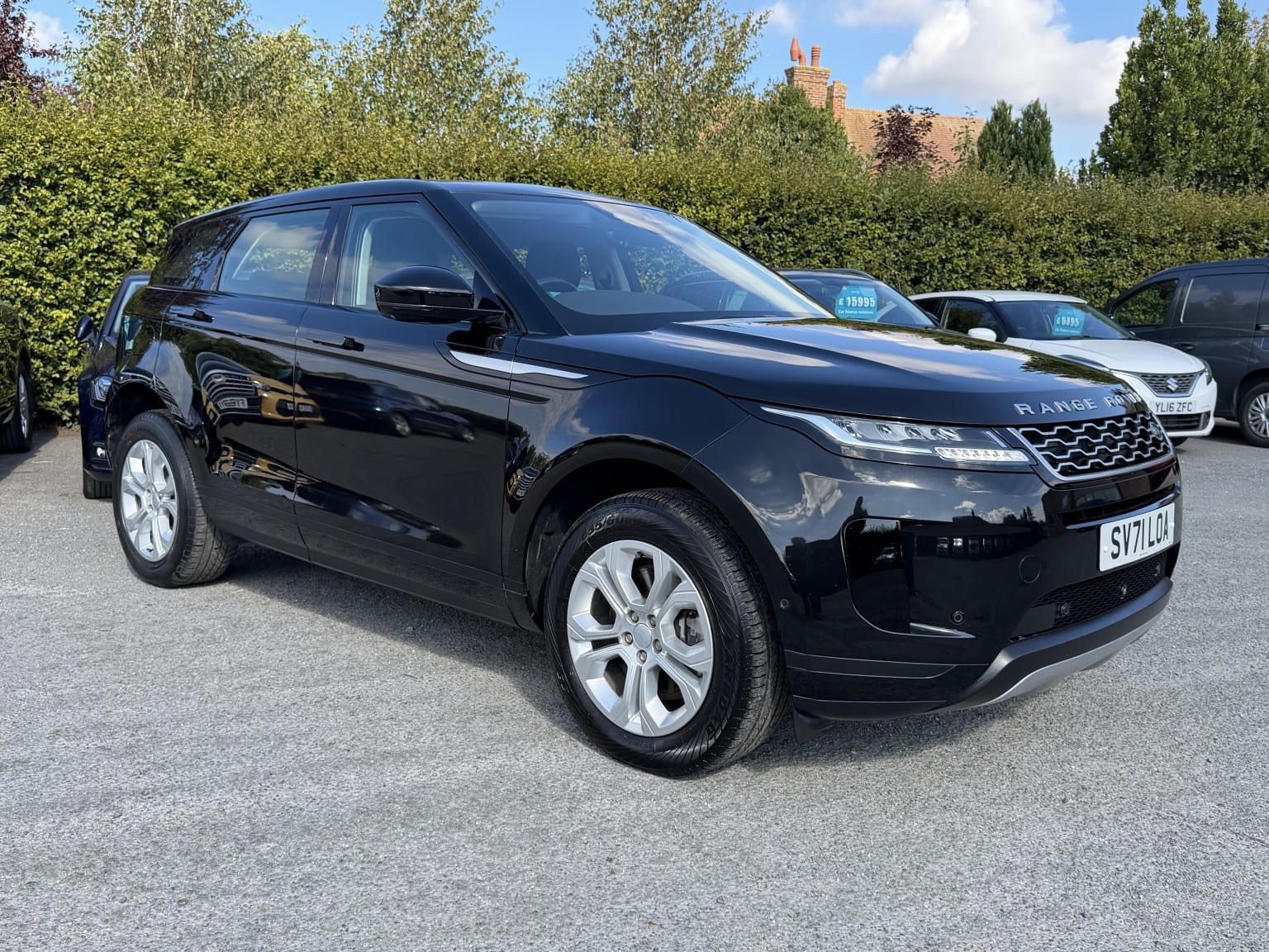 Land Rover Range Rover Evoque - image 1 of 42