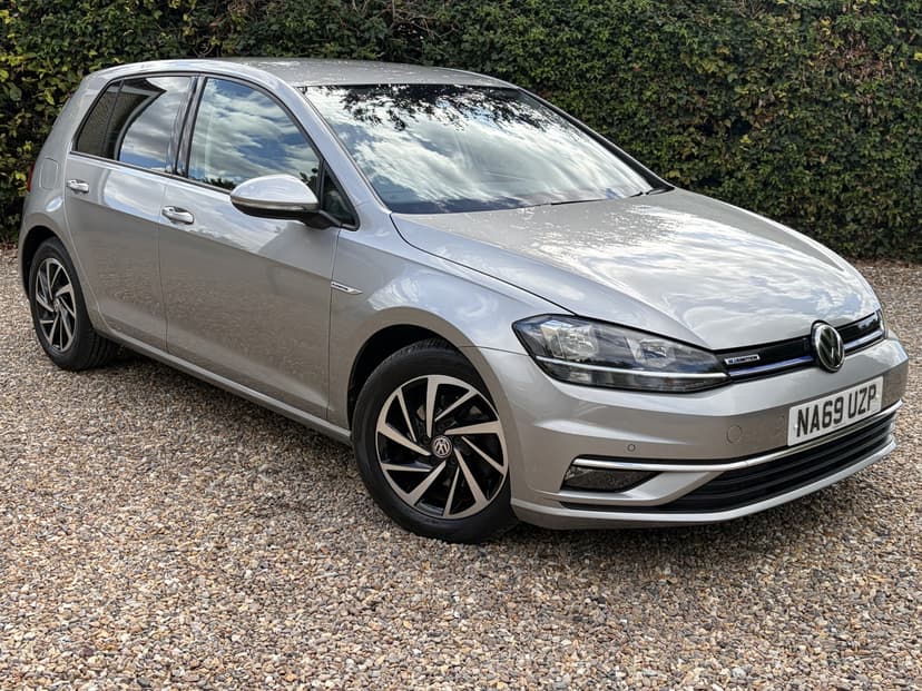 2019 VOLKSWAGEN GOLF