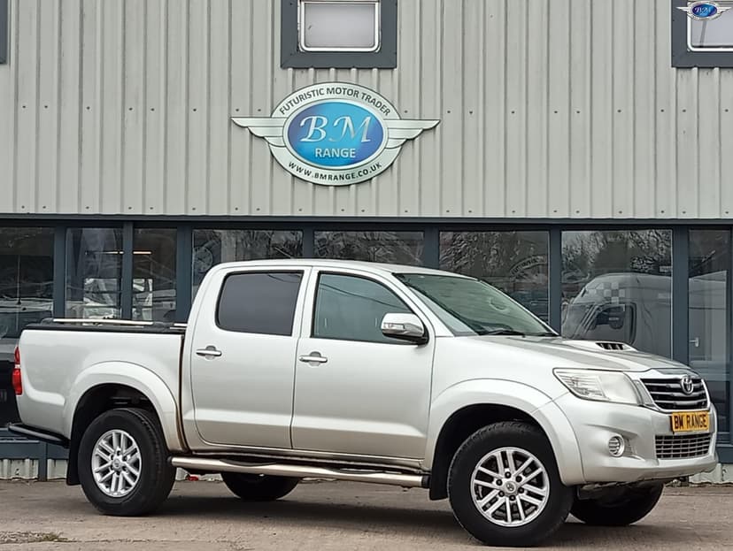 2013 TOYOTA HILUX