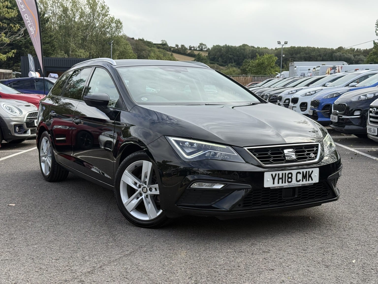 SEAT Leon - image 1 of 60