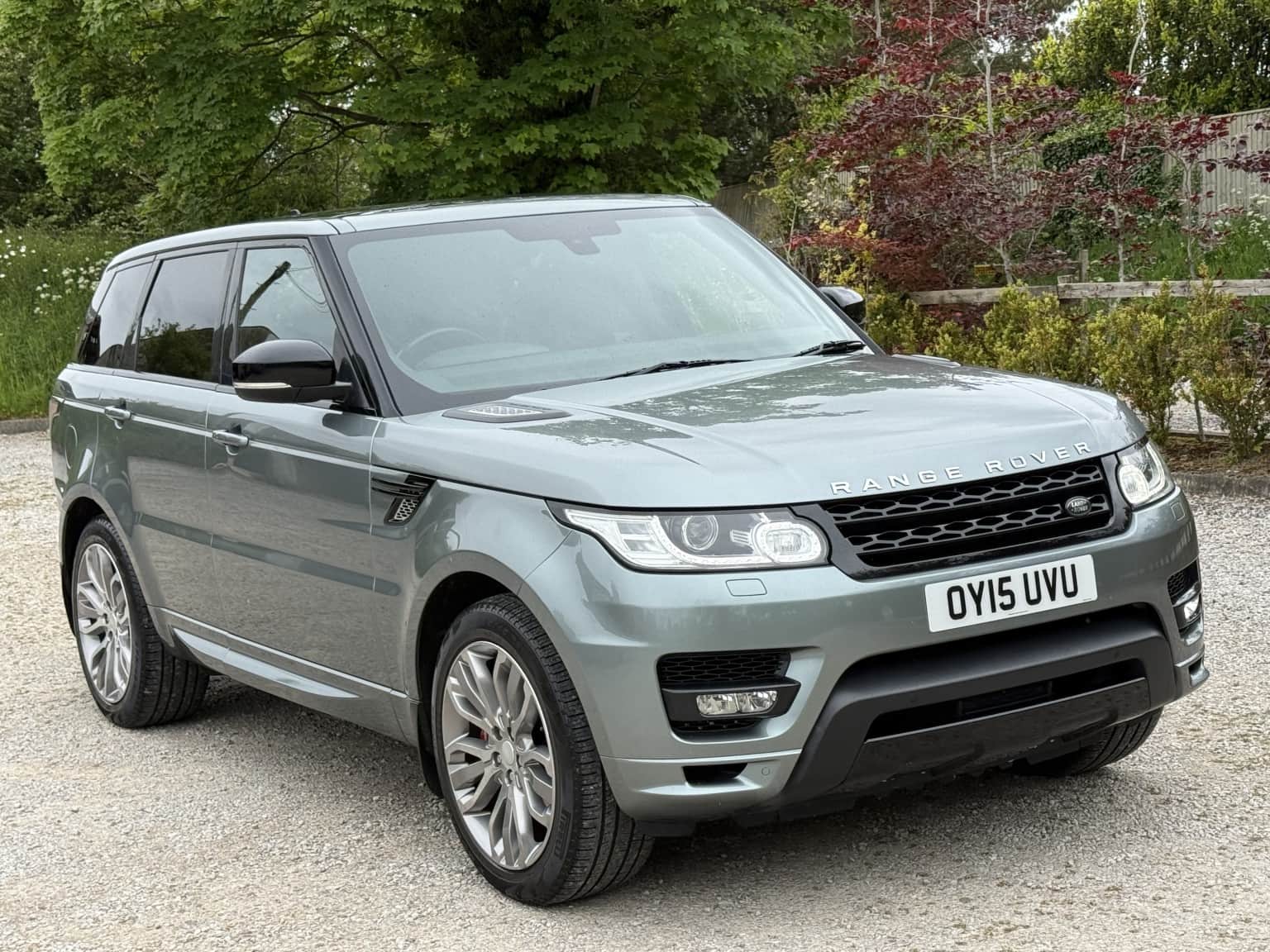 Land Rover Range Rover Sport - image 1 of 27