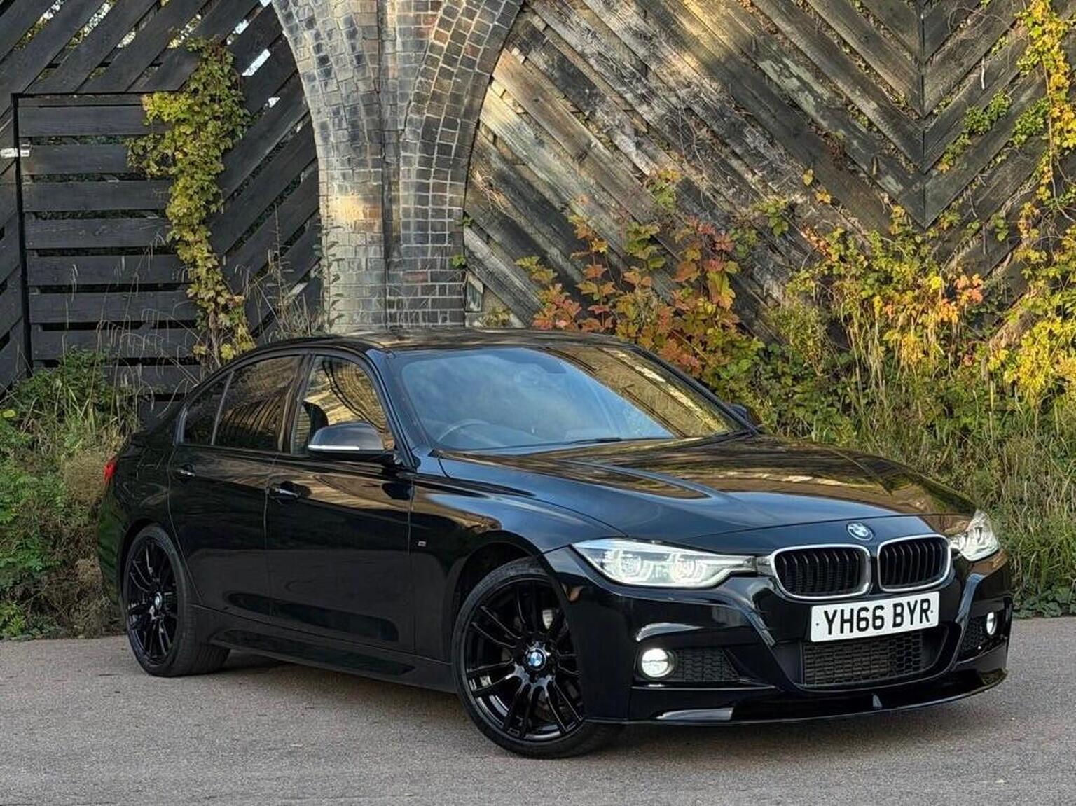 2016 BMW 3 Series 2.0 320d M Sport Auto Euro 6 (s/s) 4dr in black — photo 1 of 56