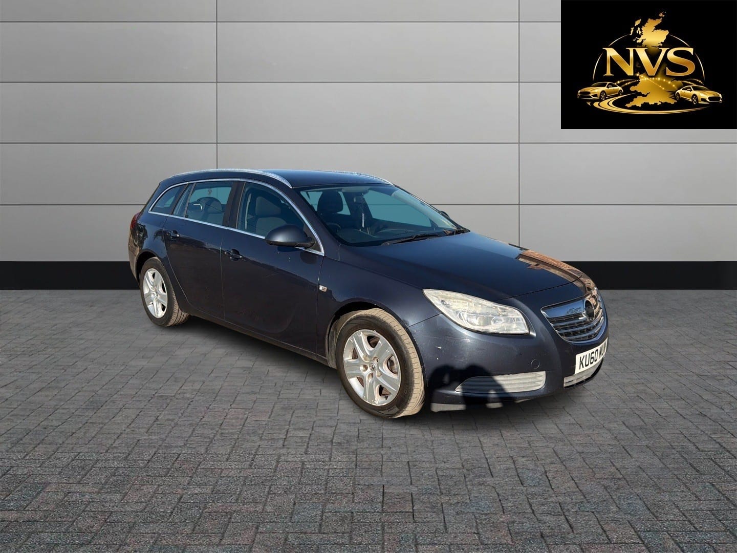 VAUXHALL INSIGNIA - image 1 of 13