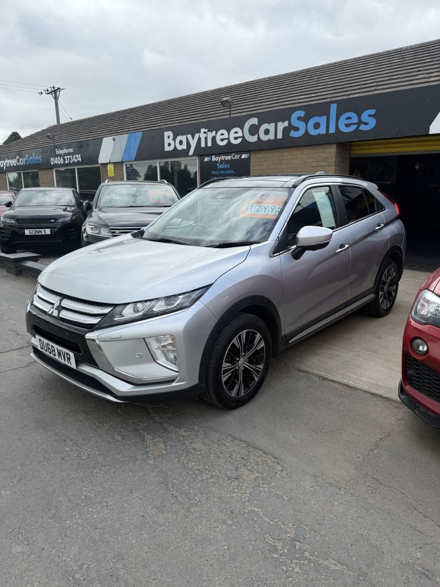 Mitsubishi Eclipse Cross - image 1 of 20