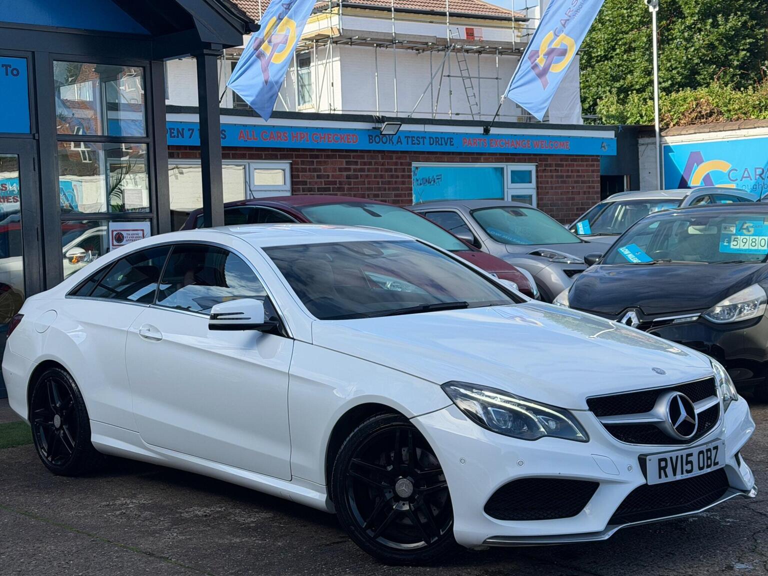 Mercedes-Benz E Class - image 1 of 57