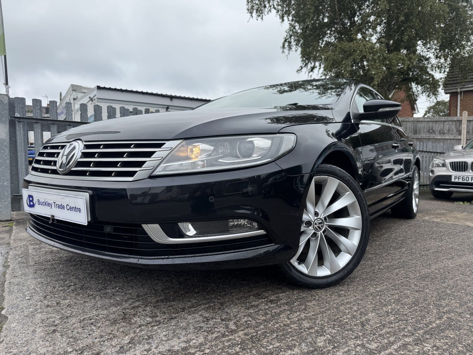 Volkswagen CC - image 1 of 39