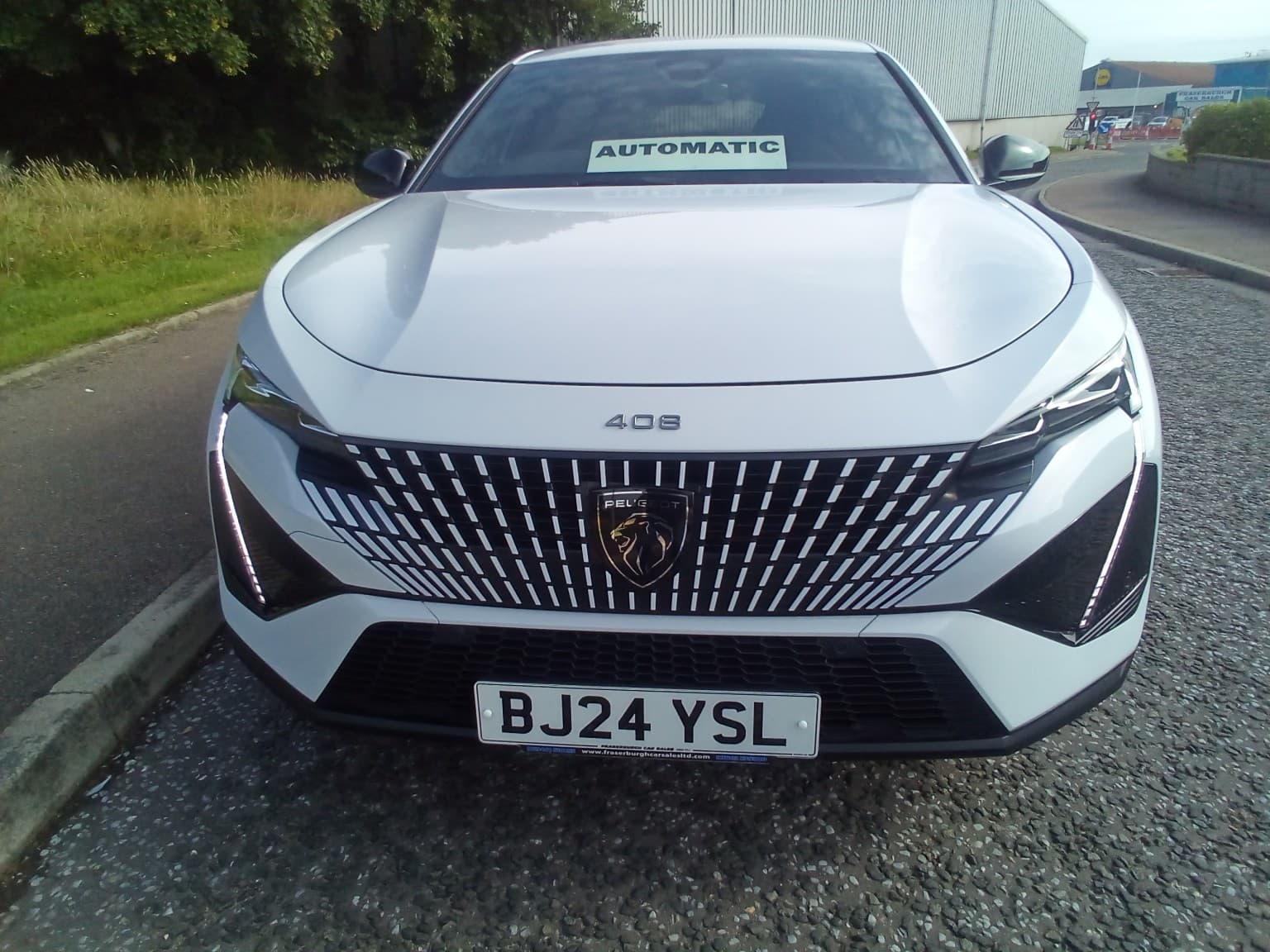 Peugeot 408 - image 1 of 19