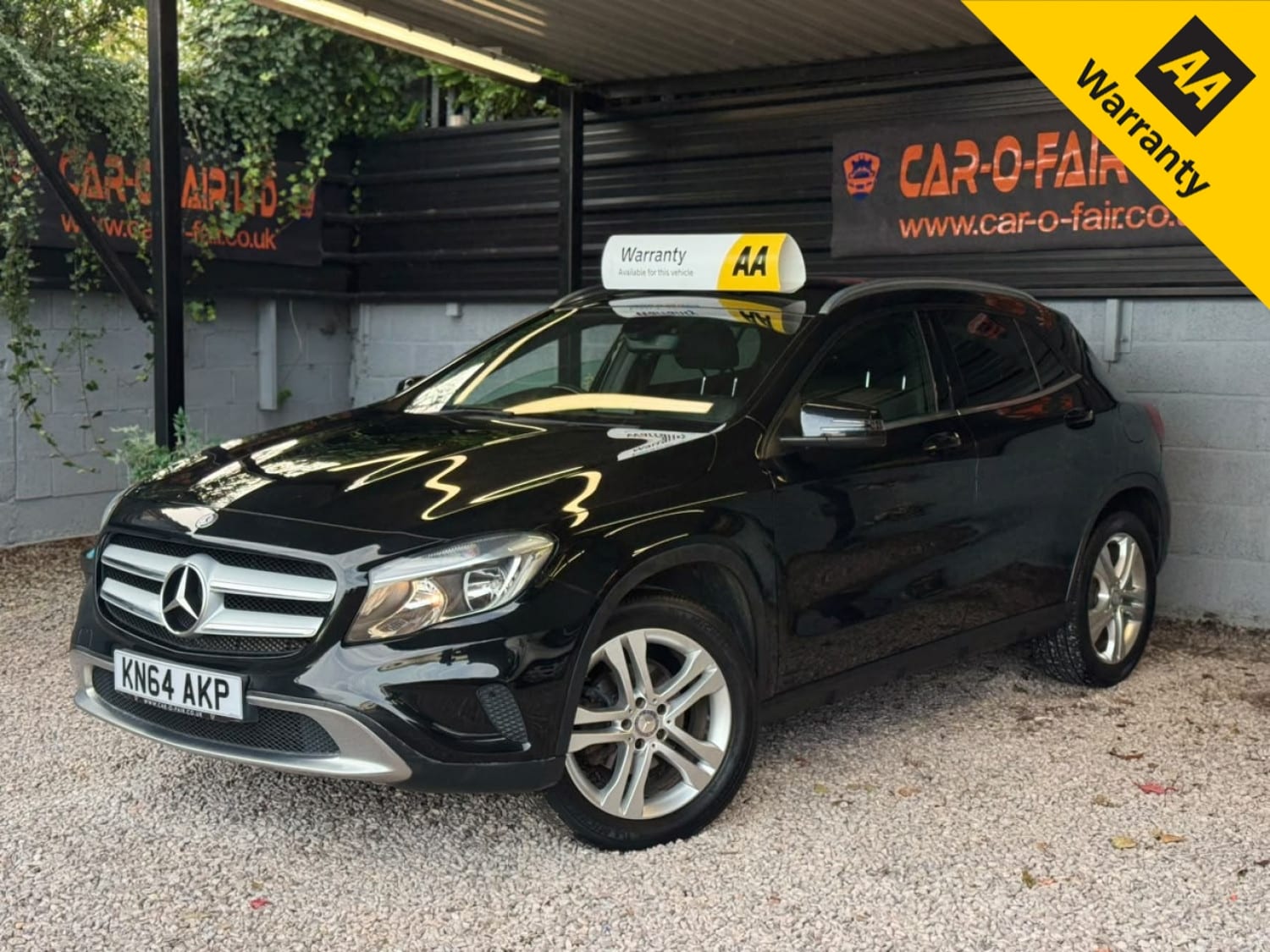 2015 Mercedes-Benz GLA 2.1 GLA200 CDI Sport in black — photo 1 of 37