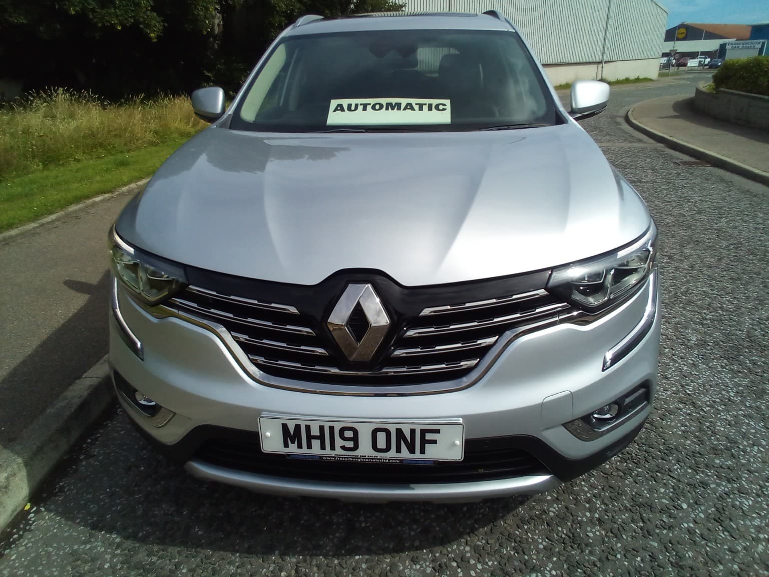 Renault Koleos - image 1 of 20