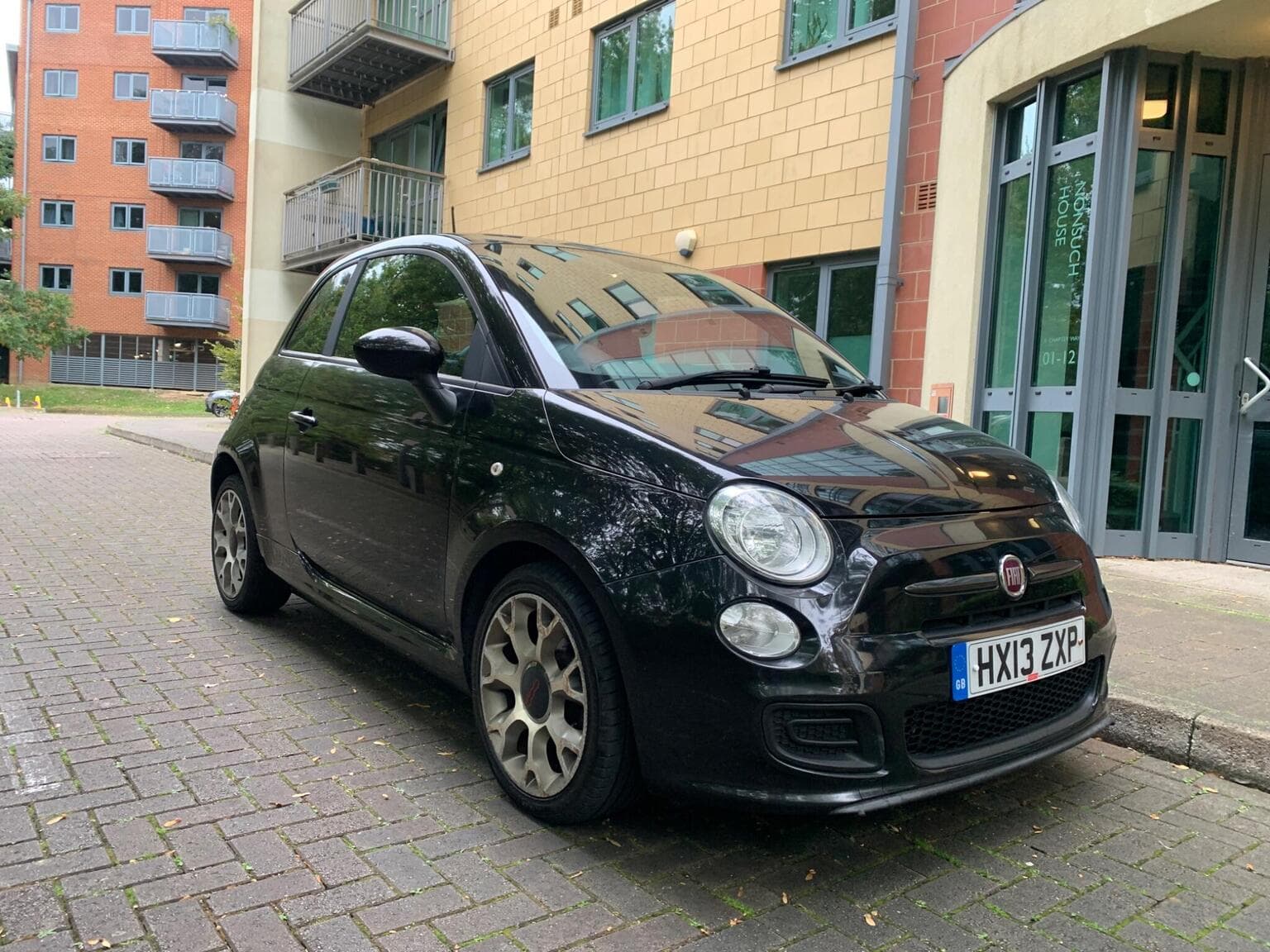 Fiat 500 - image 1 of 32