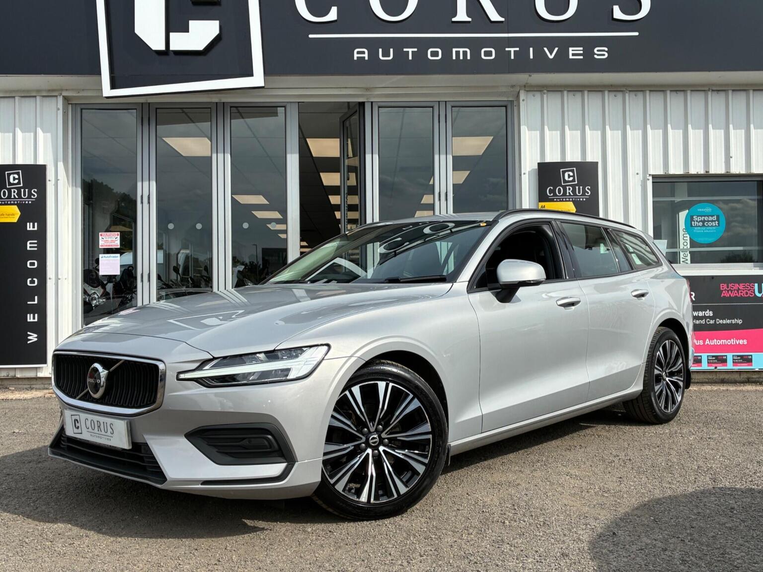 Volvo V60 - image 1 of 39