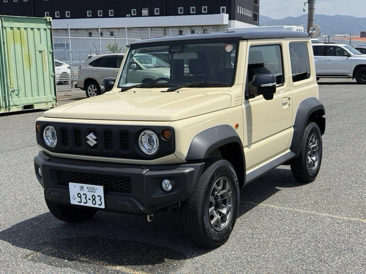 Suzuki Jimny - image 1 of 20