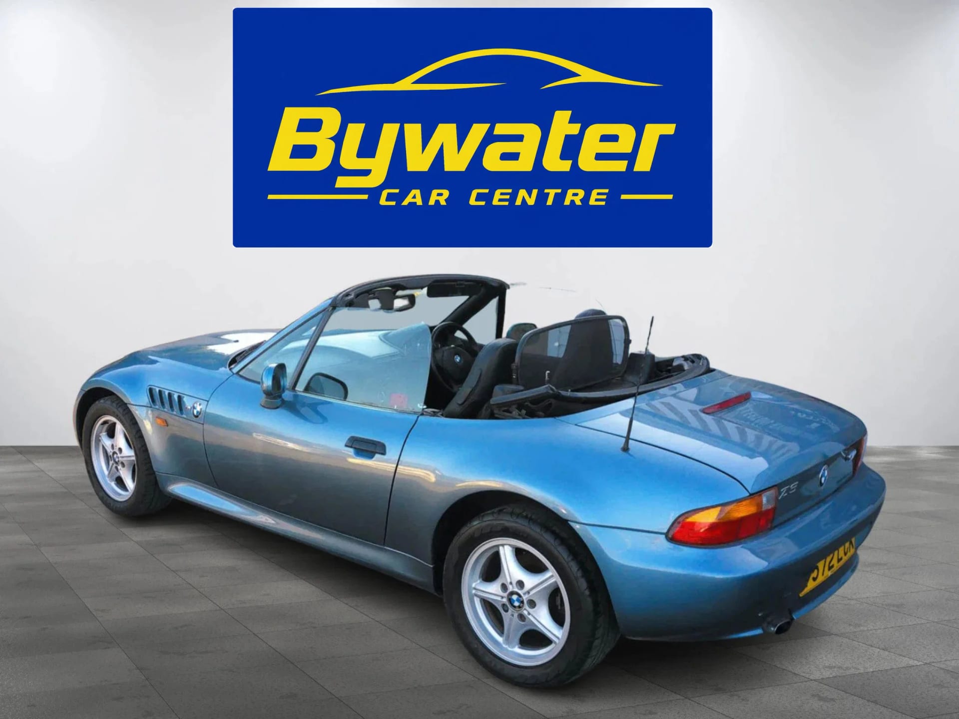 BMW Z3 - image 1 of 26