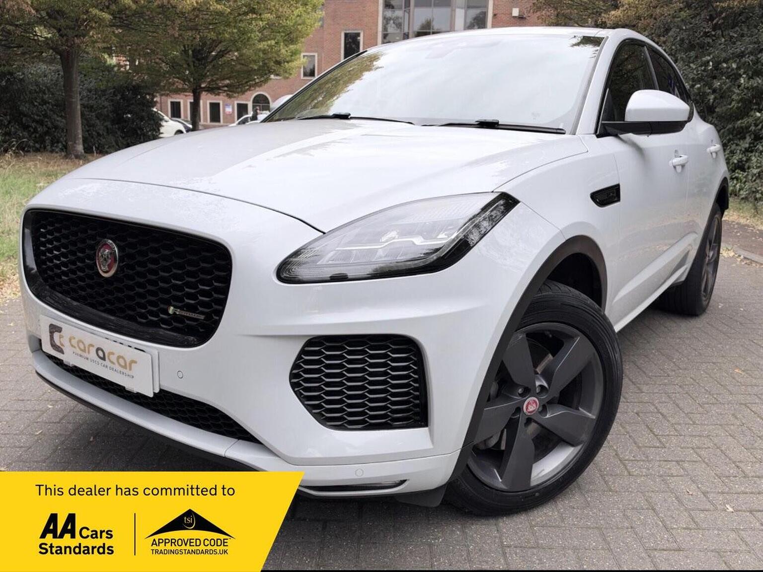 Jaguar E-Pace - image 1 of 63