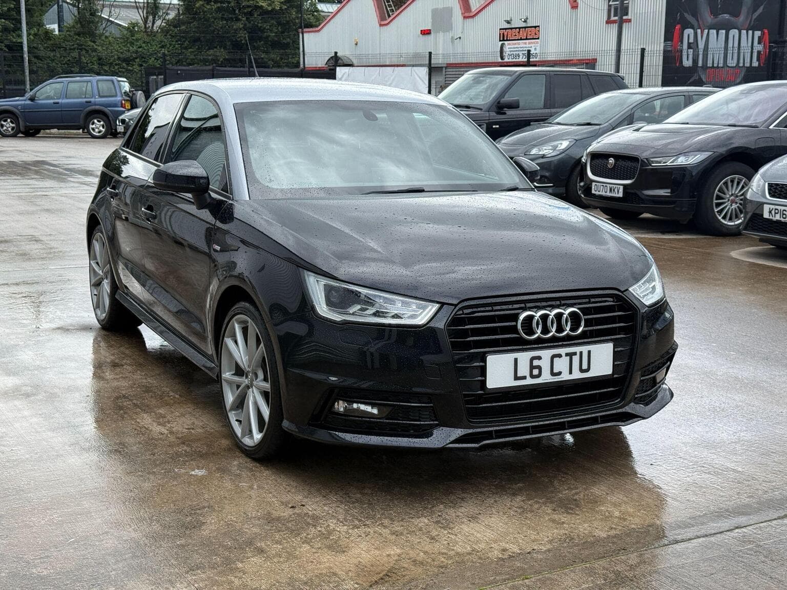 Audi A1 - image 1 of 33