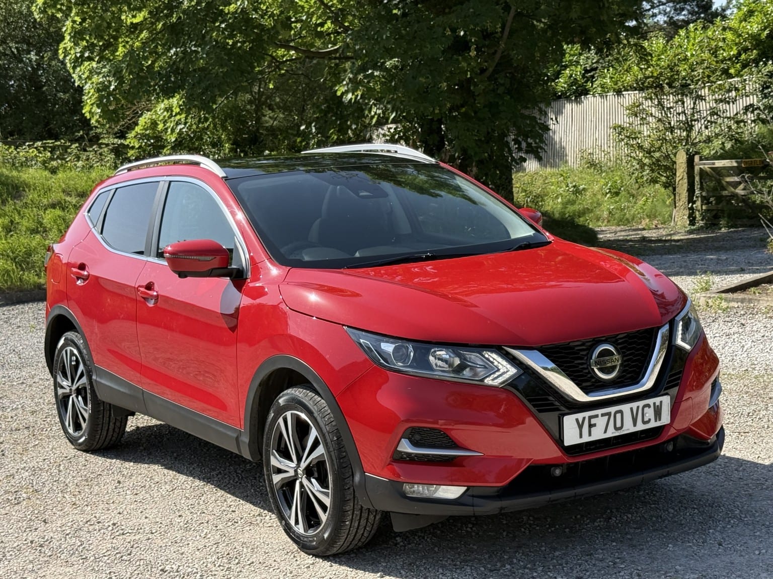 Nissan Qashqai - image 1 of 15