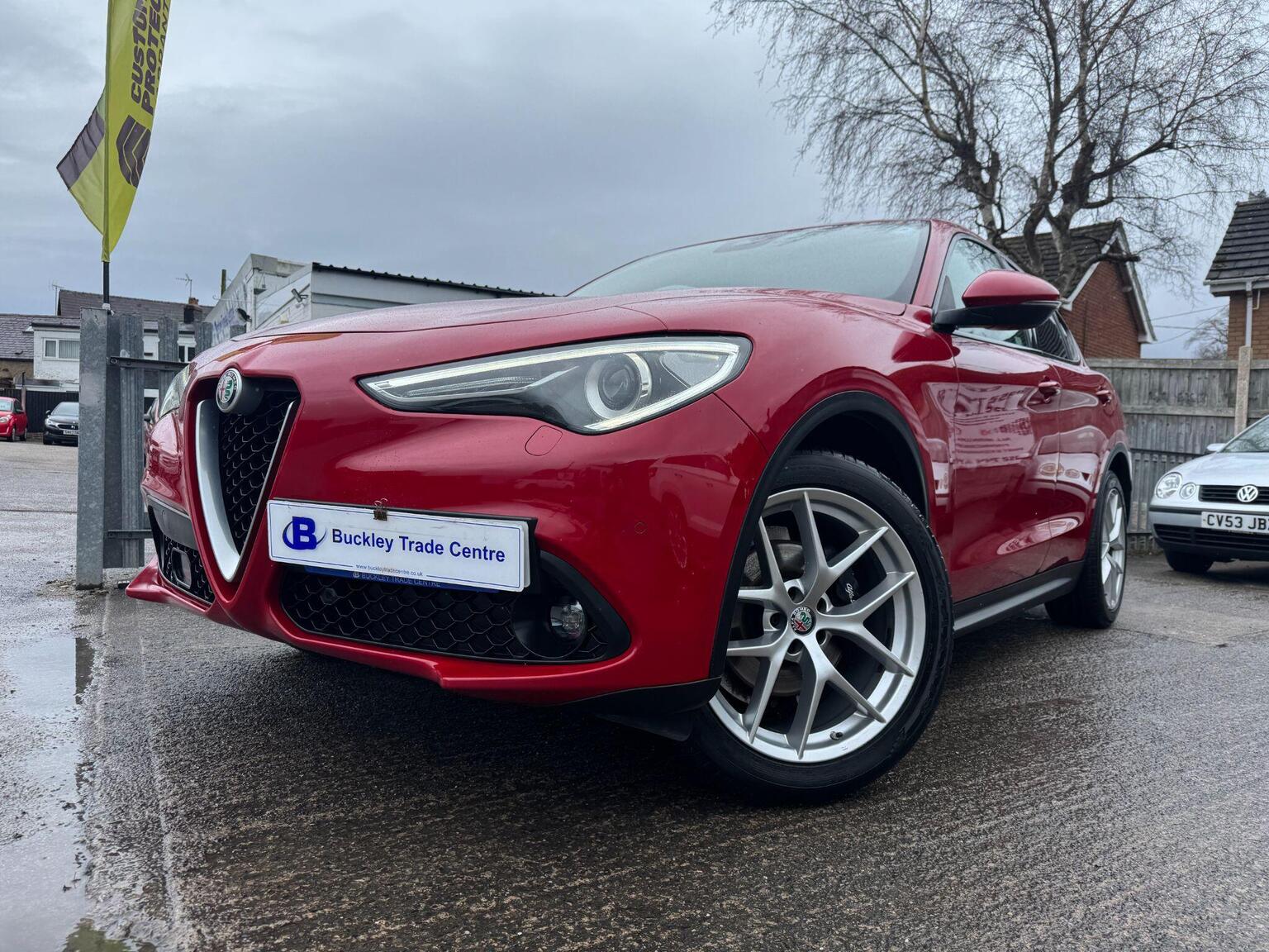 Alfa Romeo Stelvio - image 1 of 49
