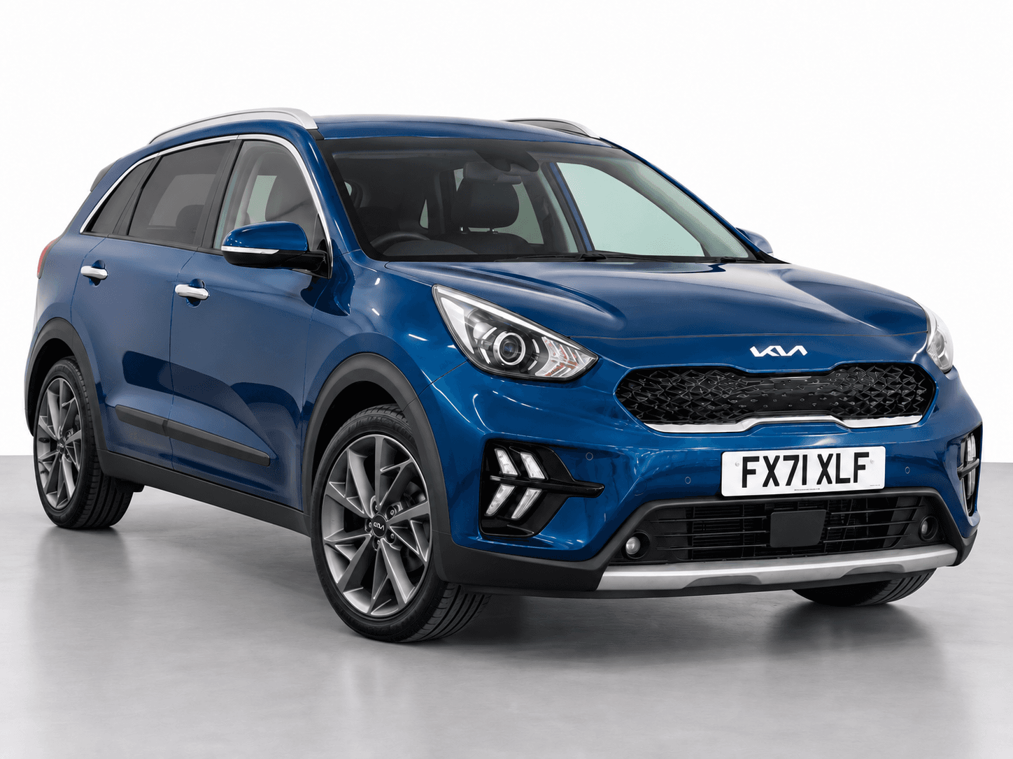 Kia Niro - image 1 of 45