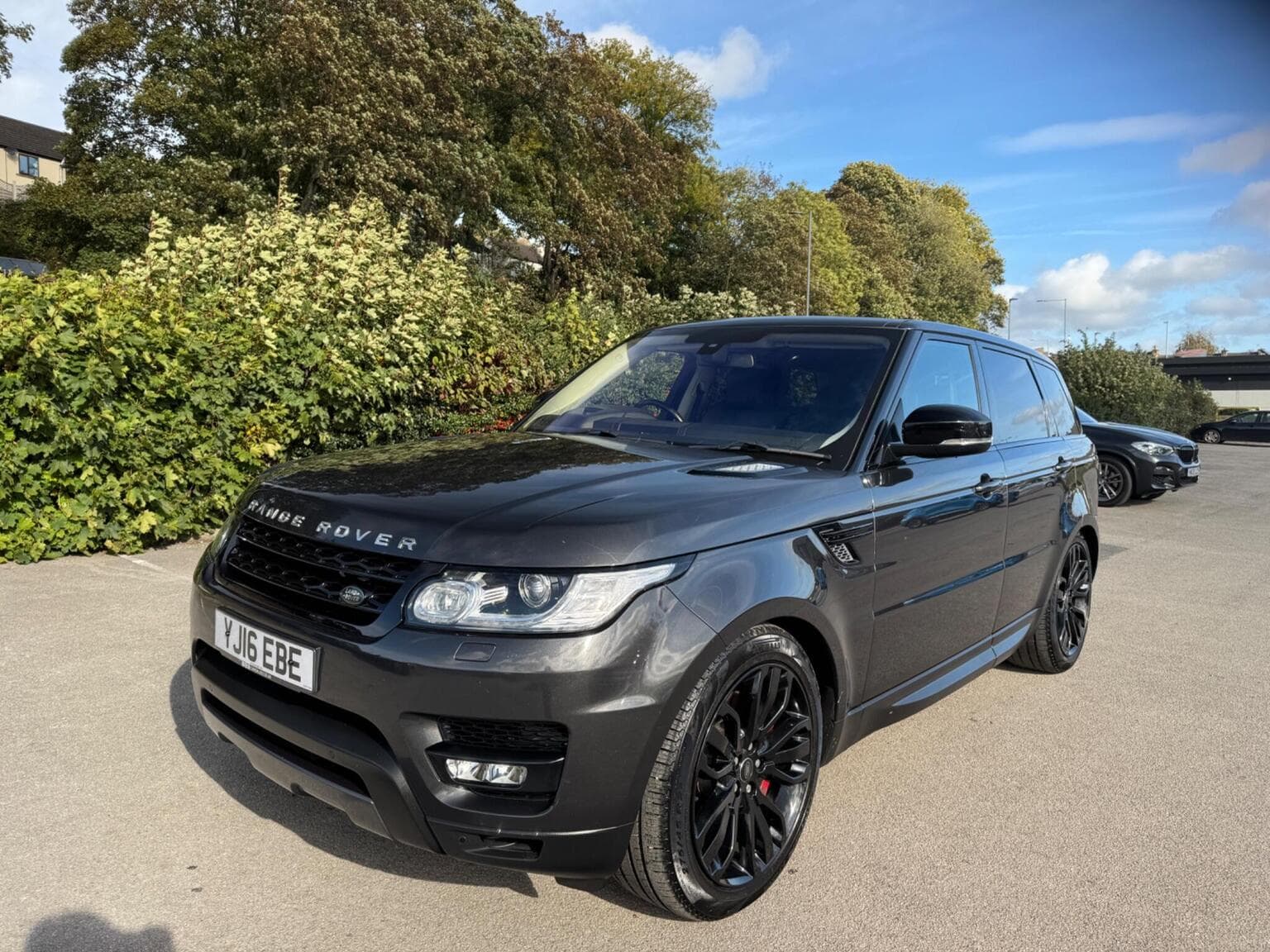 Land Rover Range Rover Sport - image 1 of 70