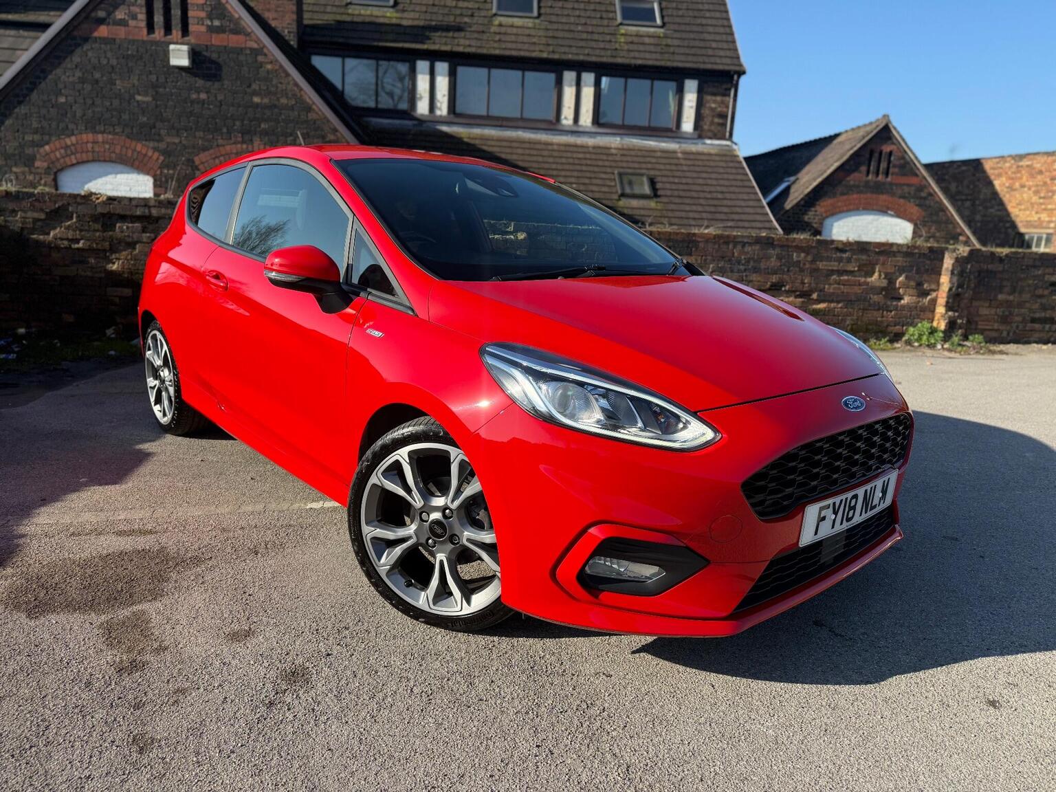 Ford Fiesta - image 1 of 86