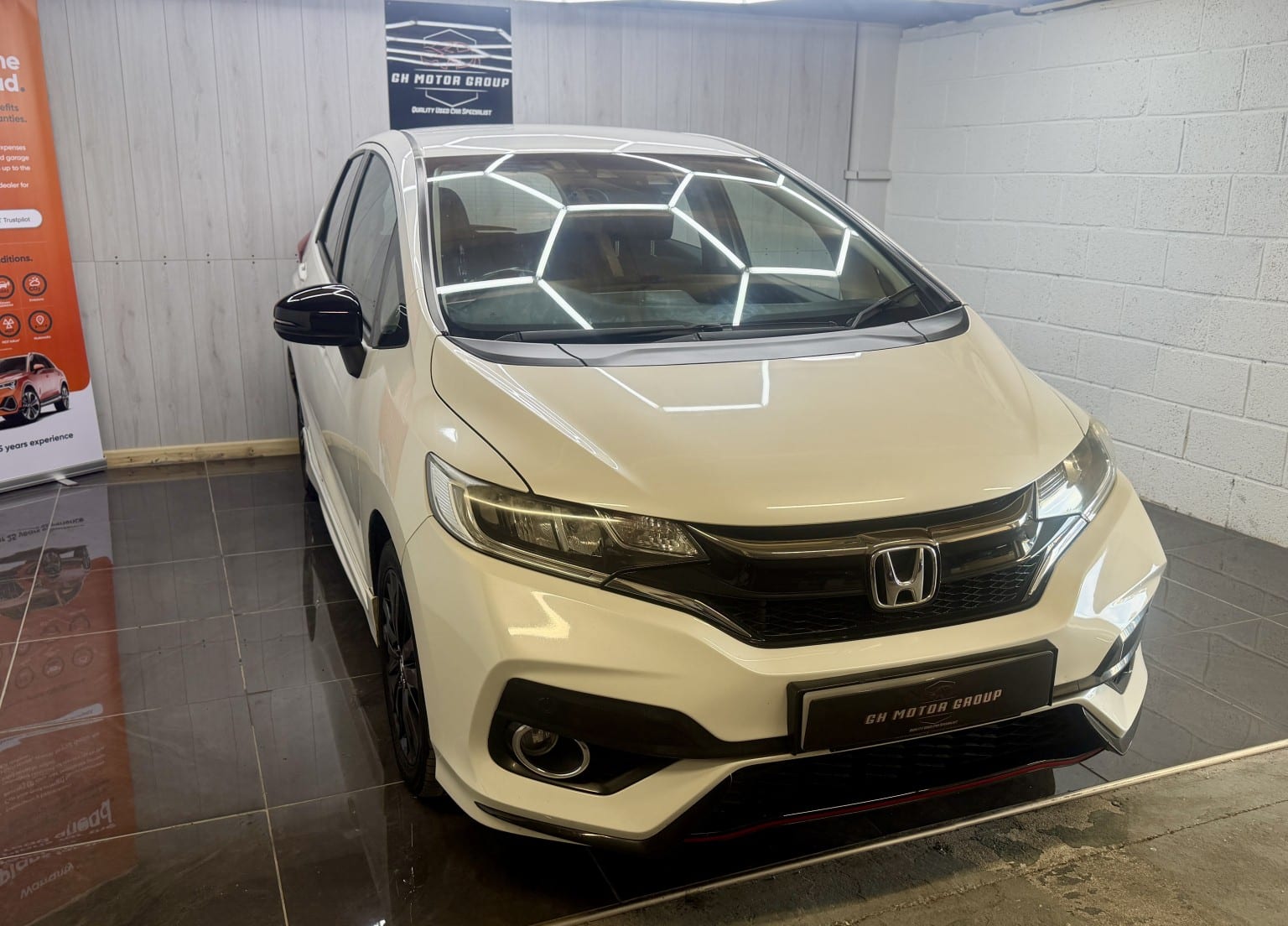 Honda Jazz - image 1 of 30