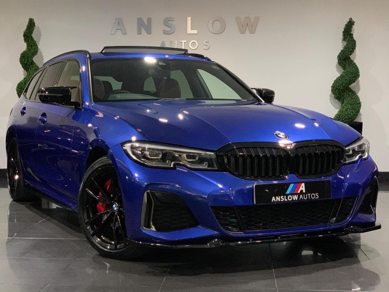 BMW 3 Series - image 1 of 6