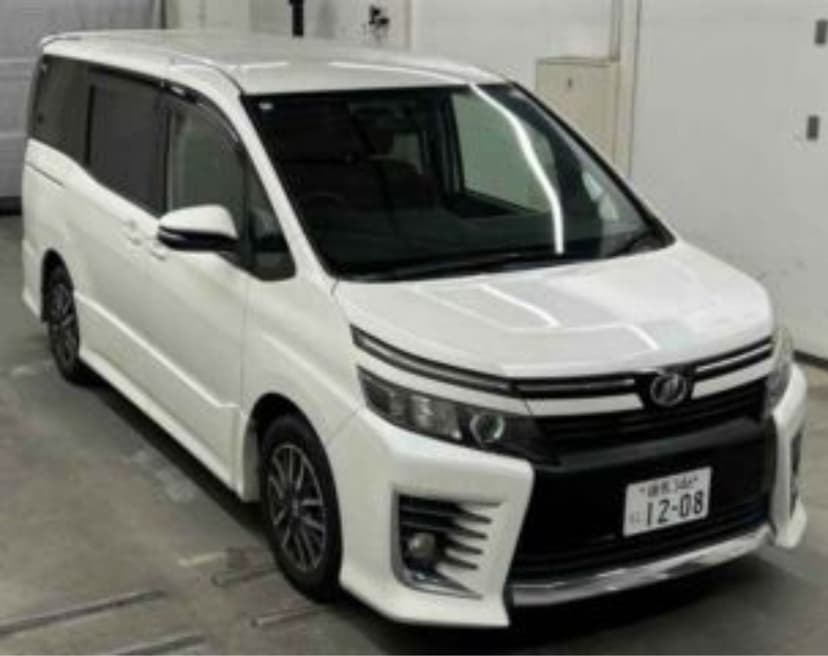 2014 TOYOTA VOXY
