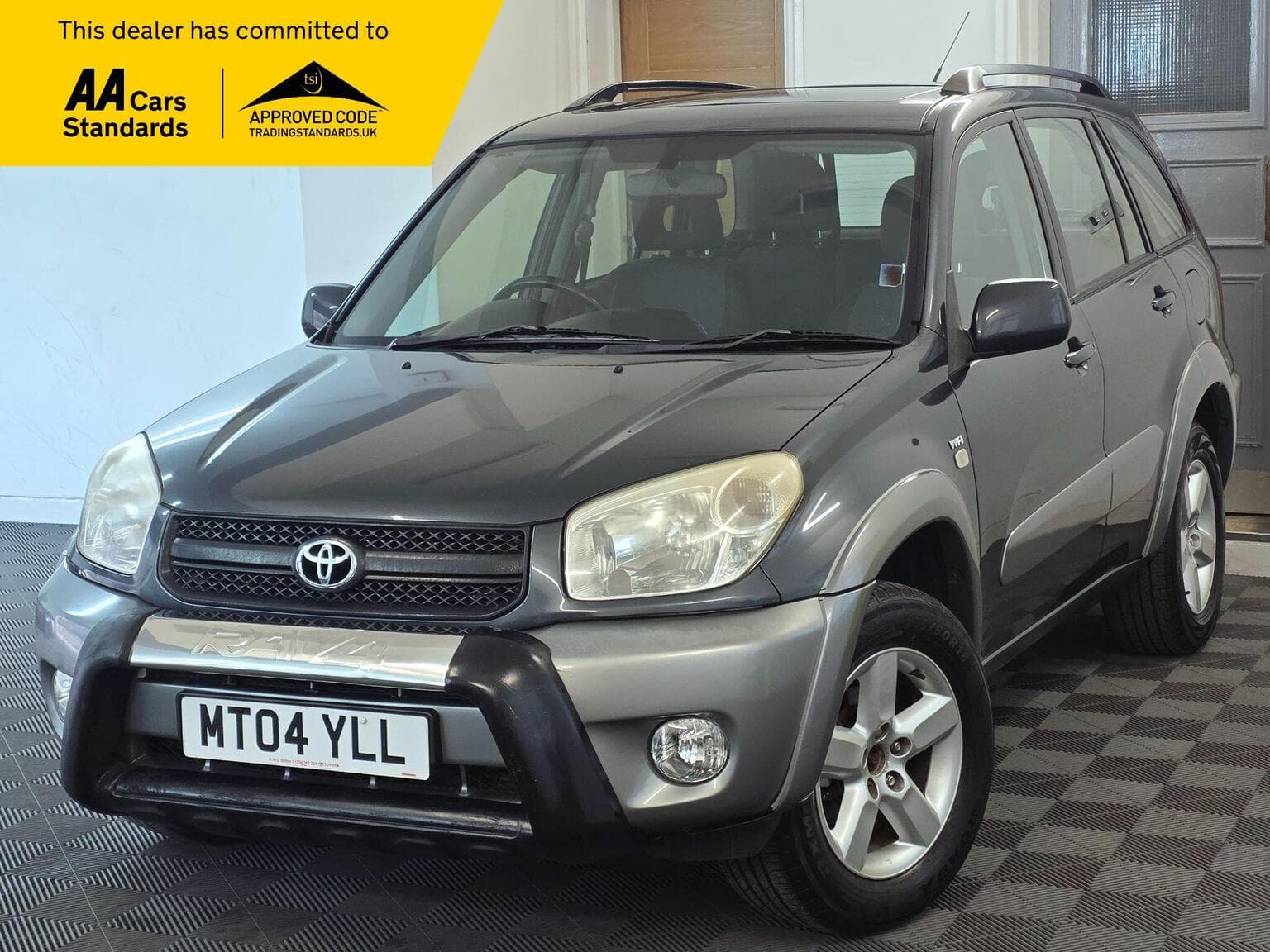 Toyota RAV4 - image 1 of 6