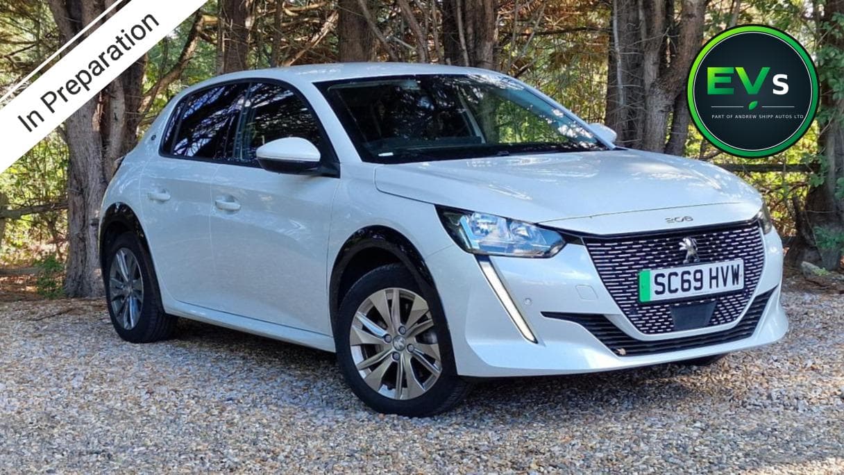 Peugeot E-208 - image 1 of 3