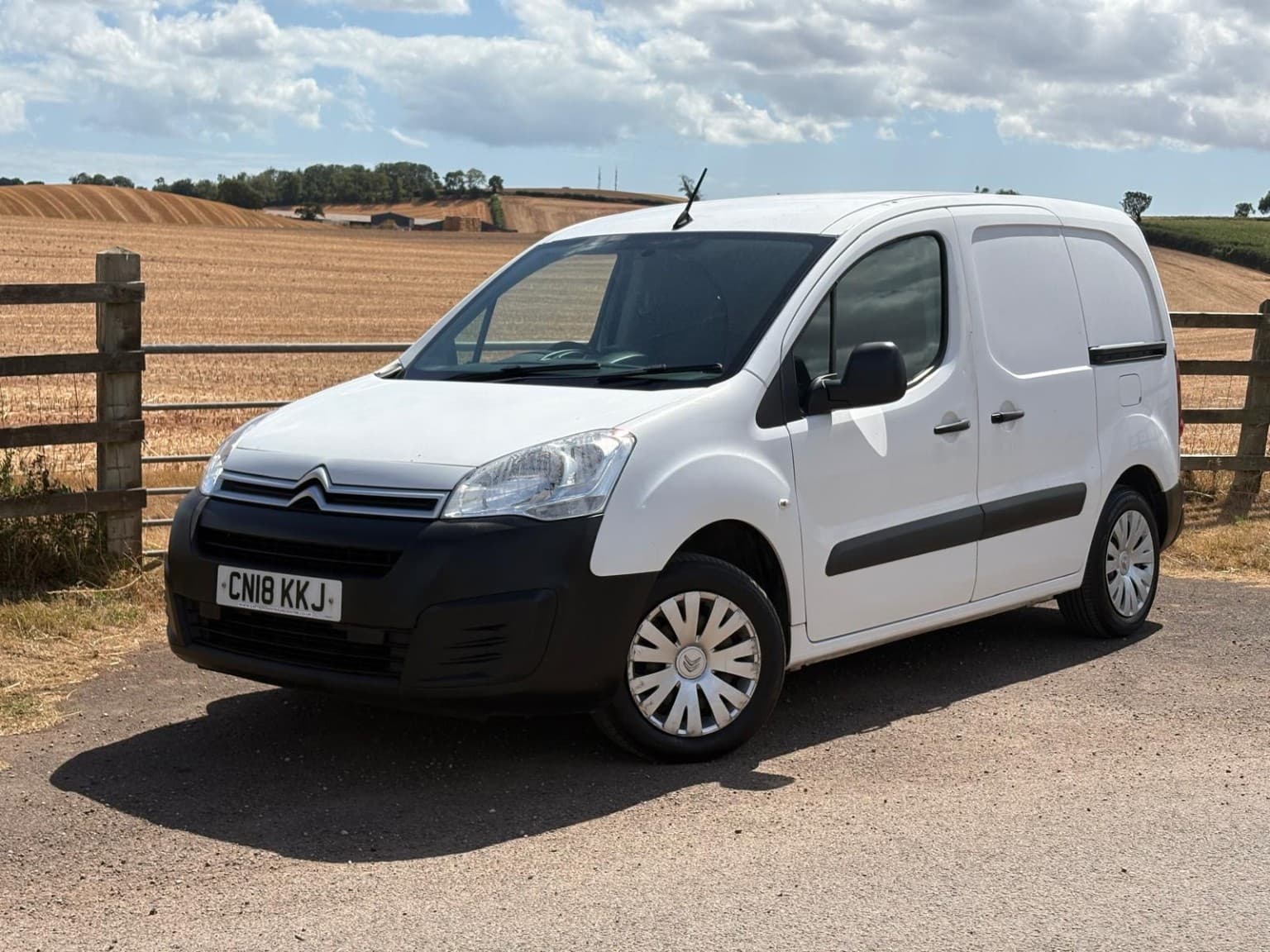 Citroen Berlingo - image 1 of 14