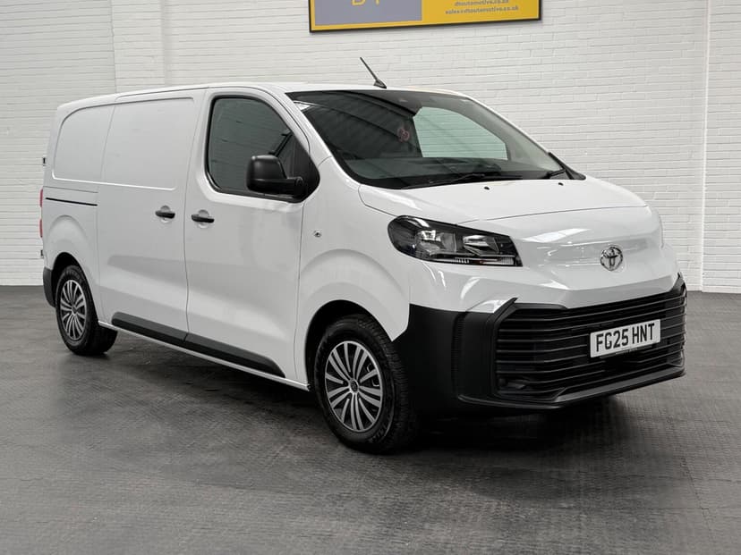 2025 TOYOTA PROACE