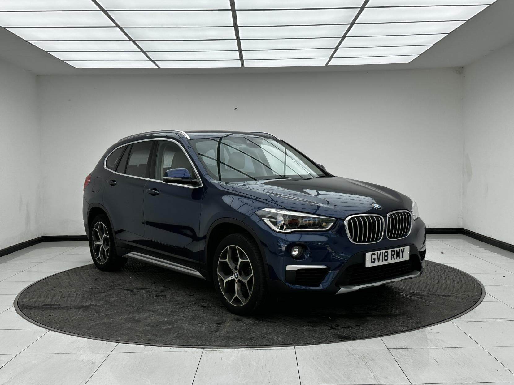 BMW X1 - image 1 of 50