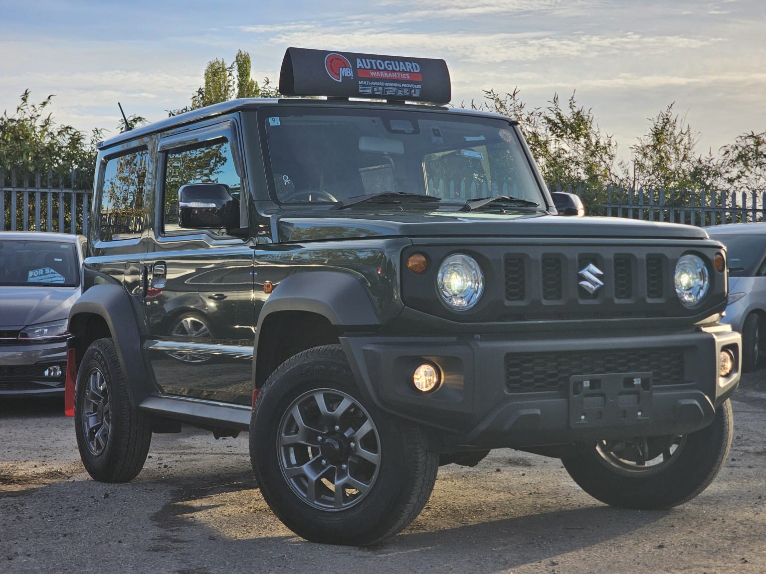 2024 Suzuki Jimny 1.5 Sierra ALLGRIP Auto in green — photo 1 of 40