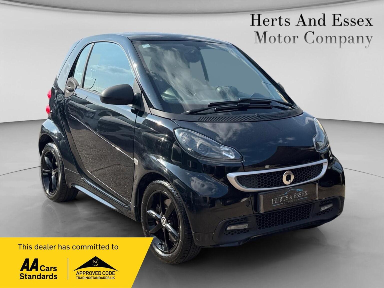 Smart Fortwo - image 1 of 25
