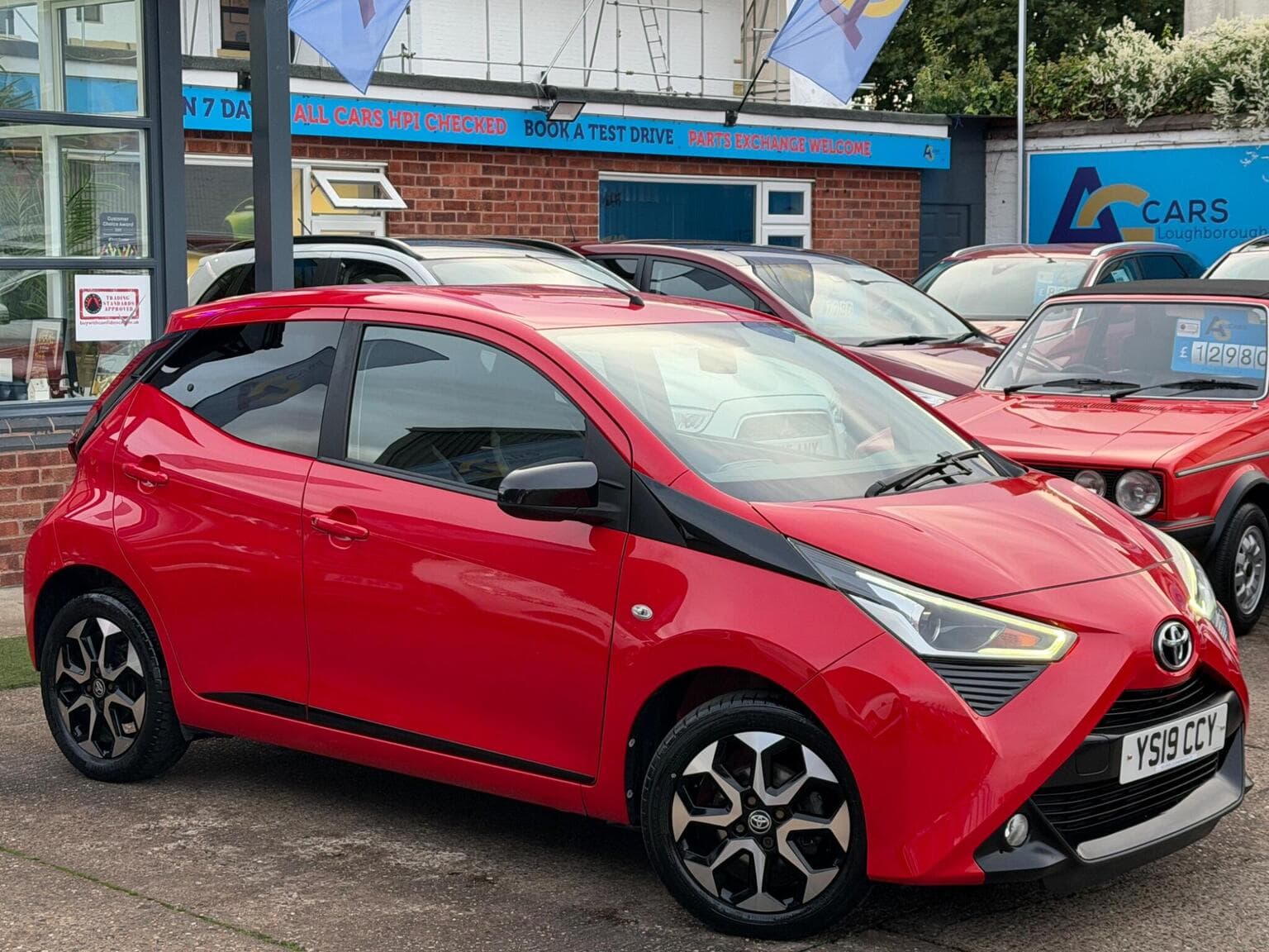 Toyota Aygo - image 1 of 6