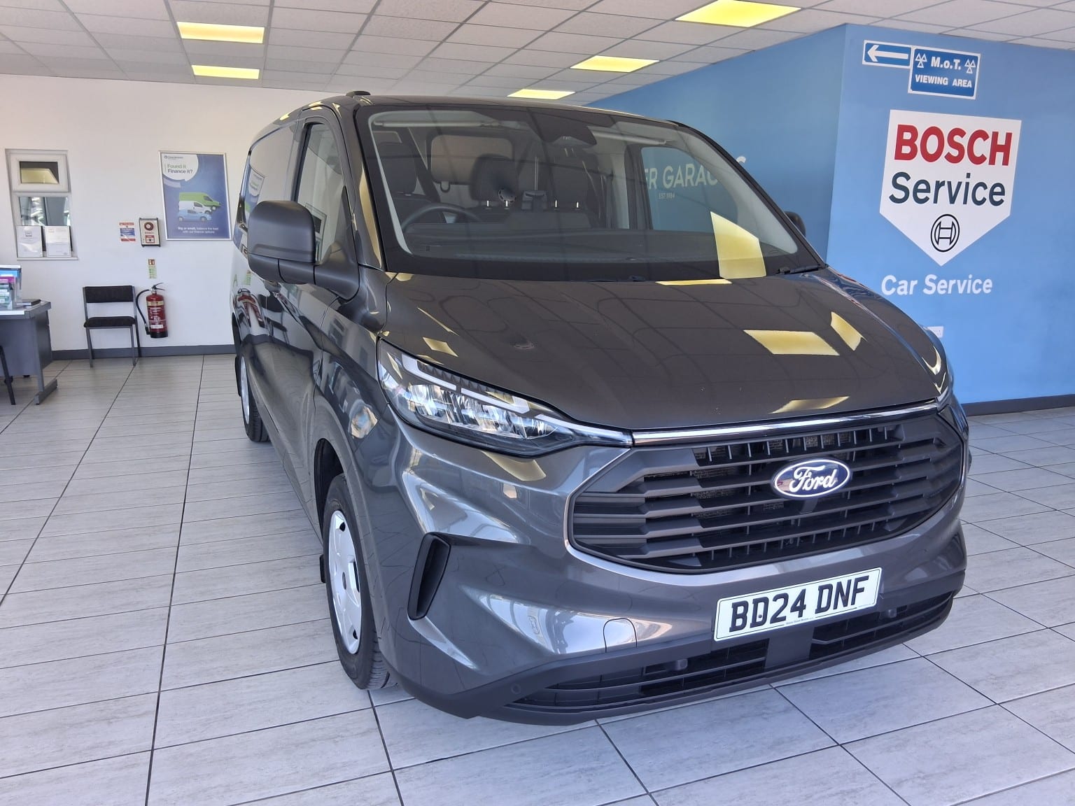 Ford Transit Custom - image 1 of 39