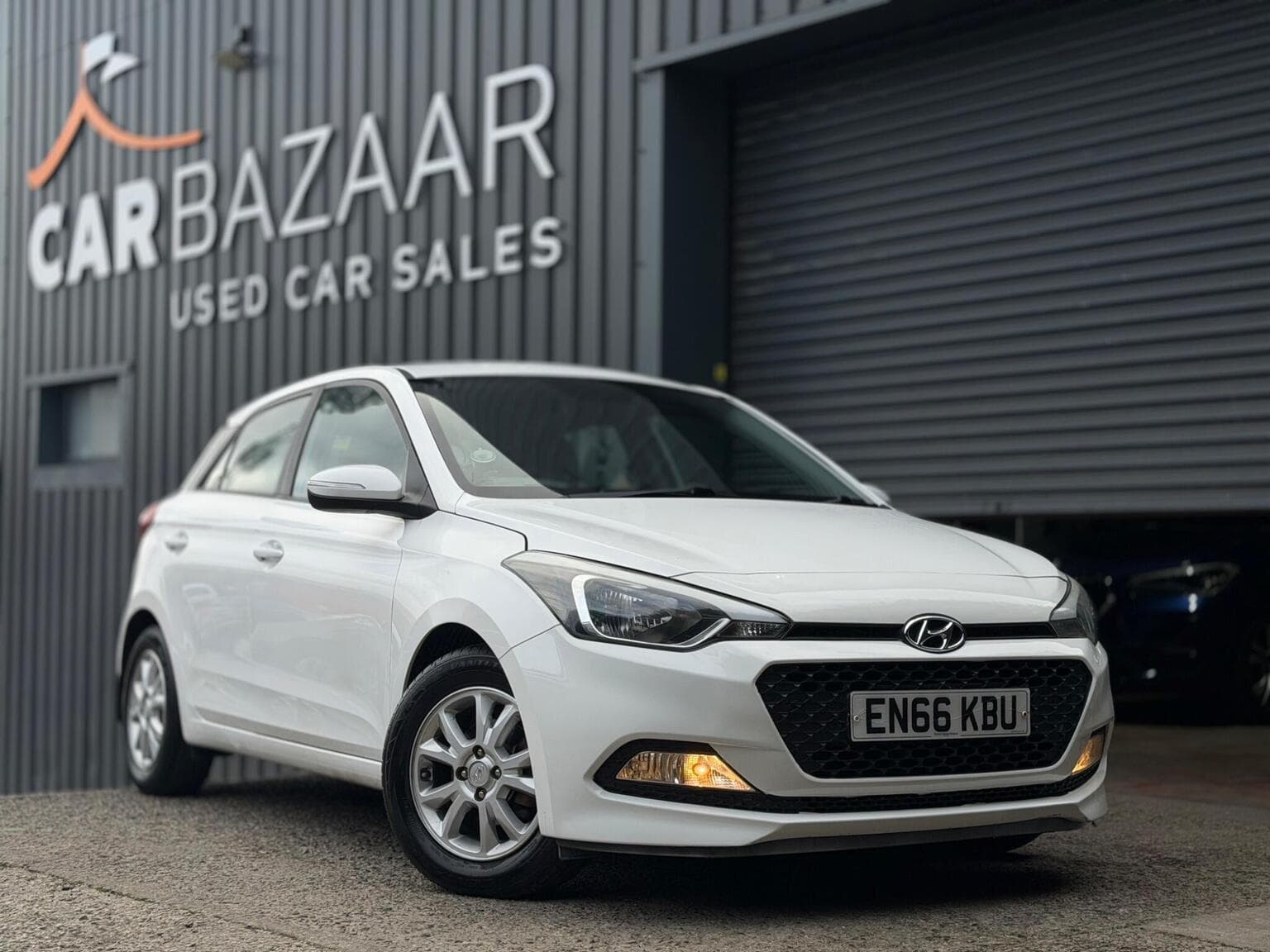 Hyundai i20 - image 1 of 61