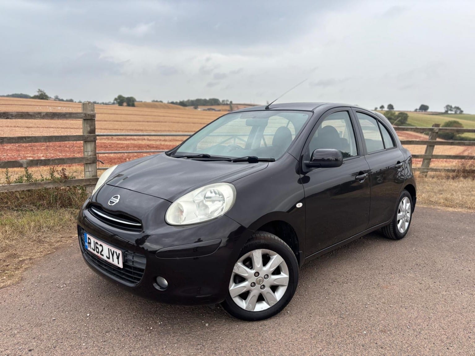Nissan Micra - image 1 of 15