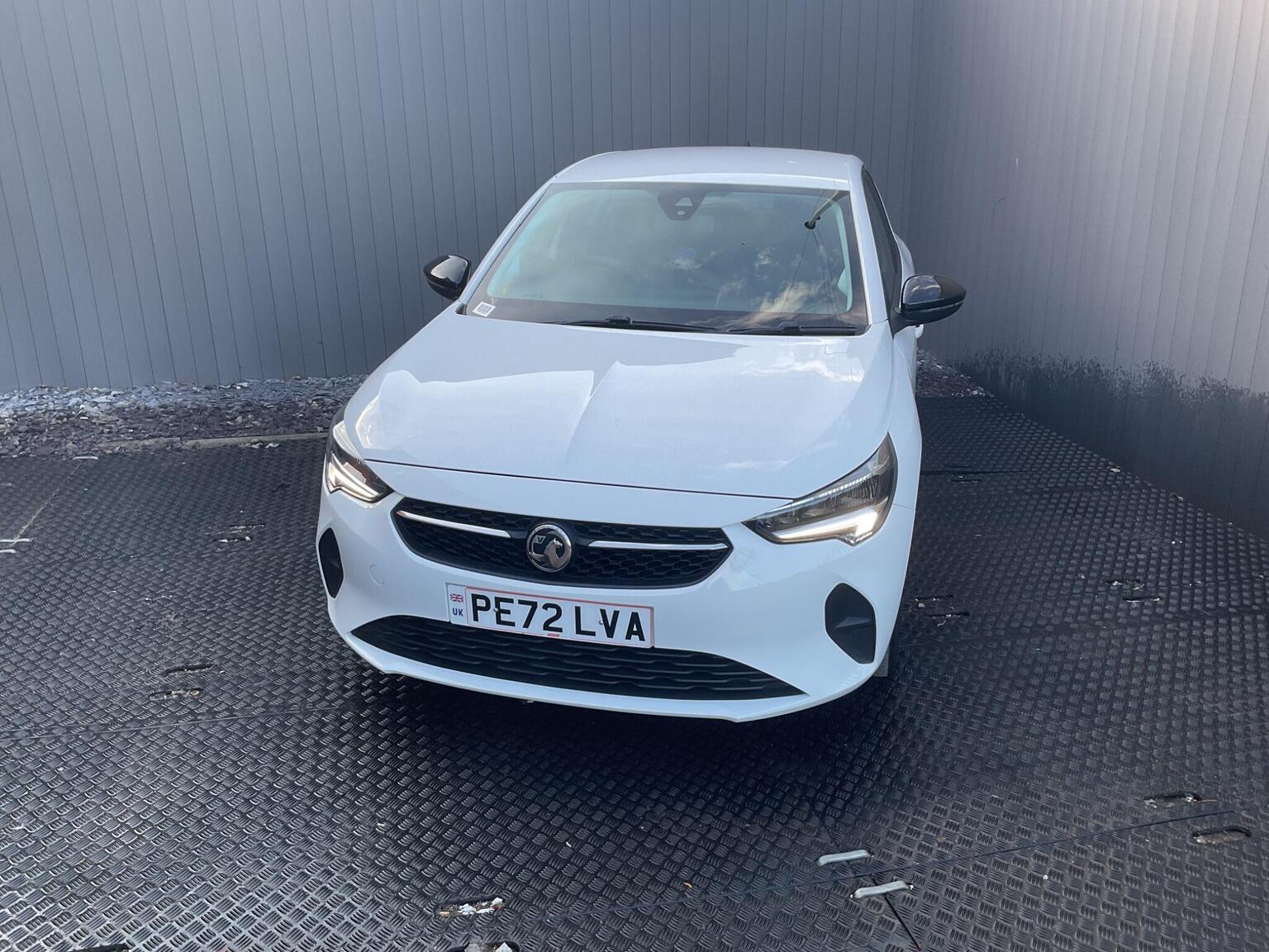 Vauxhall Corsa - image 1 of 36