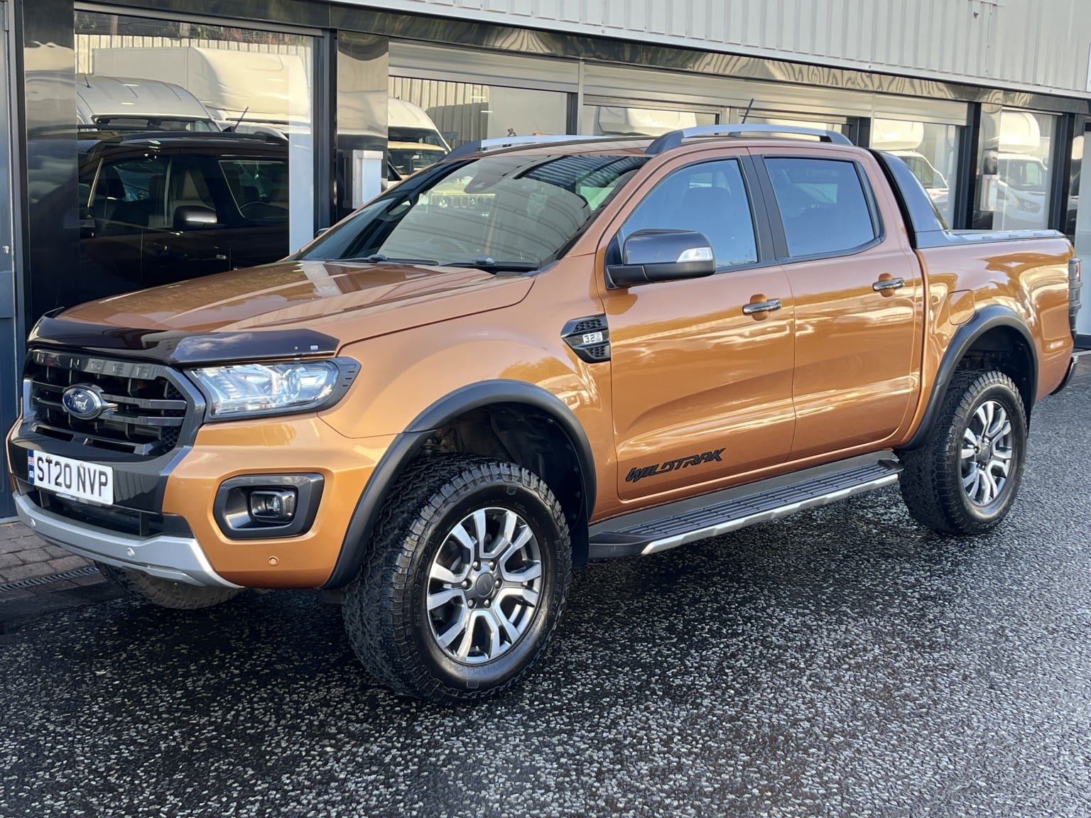 Ford Ranger - image 1 of 34