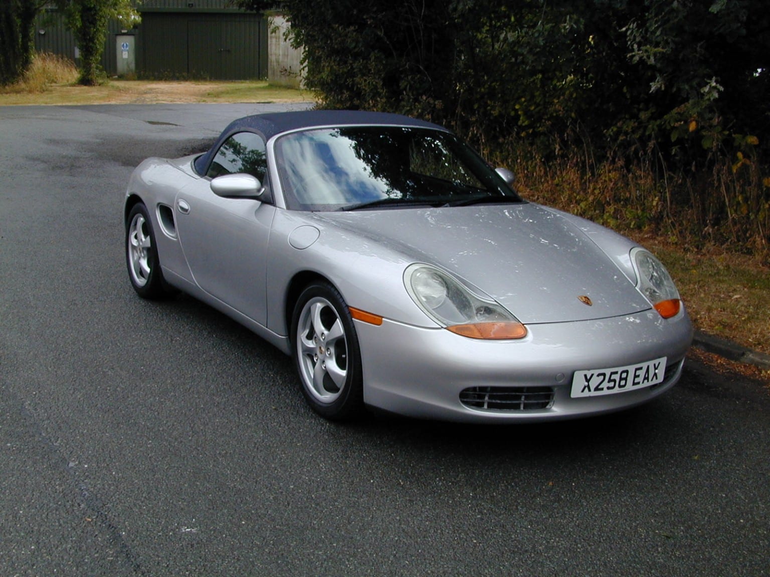 Porsche Boxster - image 1 of 65
