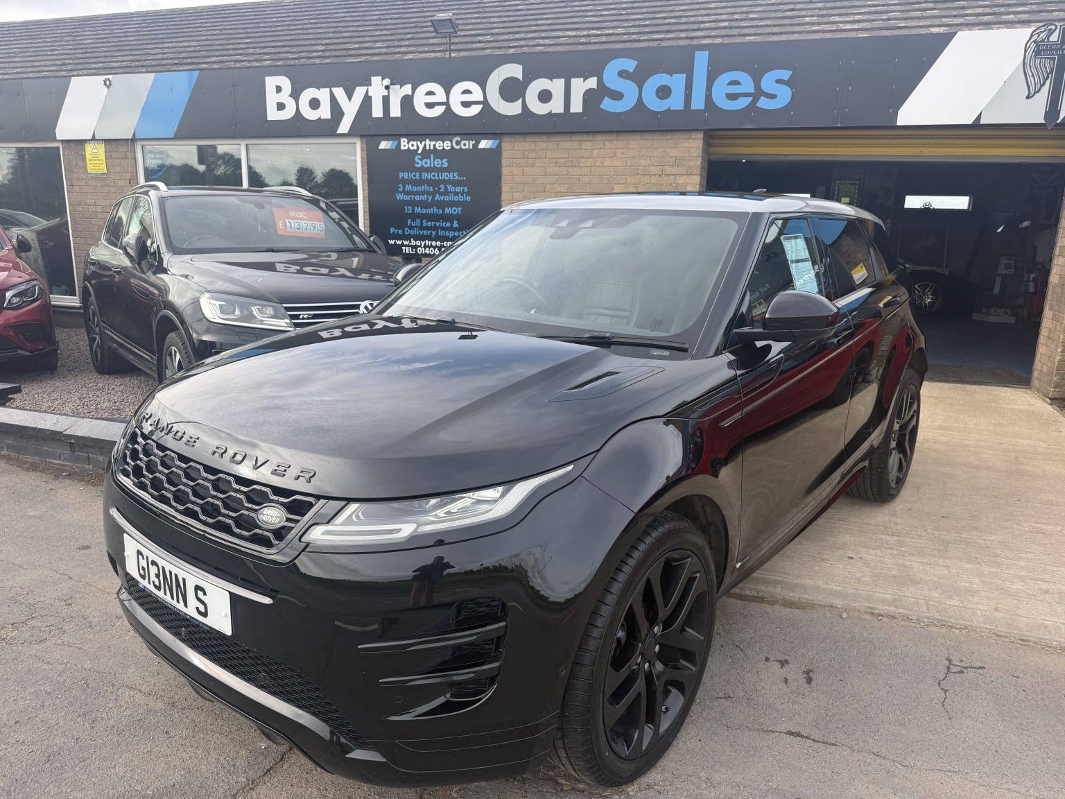 Land Rover Range Rover Evoque - image 1 of 20