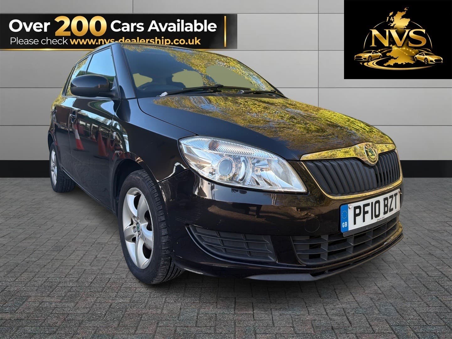 Skoda Fabia - image 1 of 13