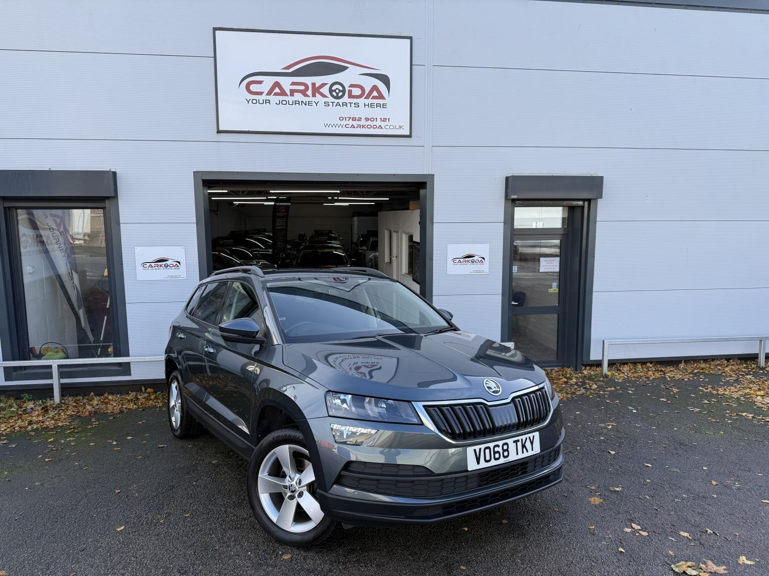Skoda Karoq - image 1 of 95